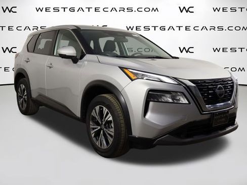 Used 2021 Nissan Rogue SV image 41