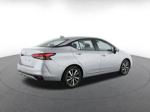 Used 2025 Nissan Versa SV FWD image 11