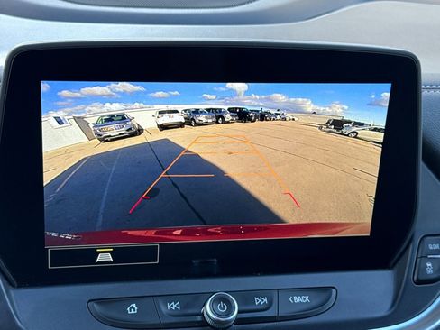 Used 2025 Chevrolet Blazer LT image 17