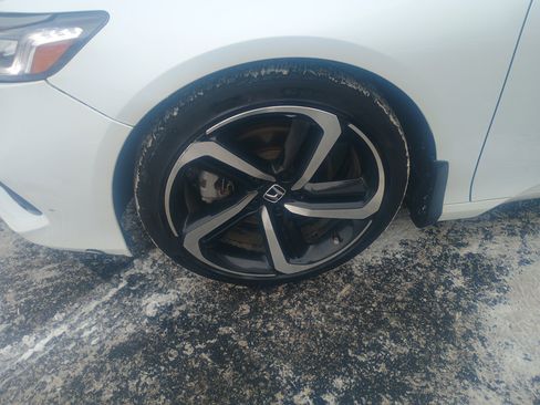 Used 2022 Honda Accord Sport image 4