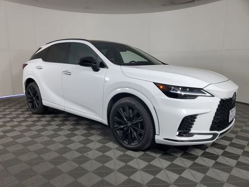 Used 2024 Lexus RX 500h F Sport w/ Convenience Package image 2