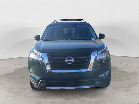Used 2022 Nissan Pathfinder Platinum w/ Cargo Package image 8