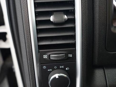 Used 2024 RAM 1500 Warlock RWD image 28