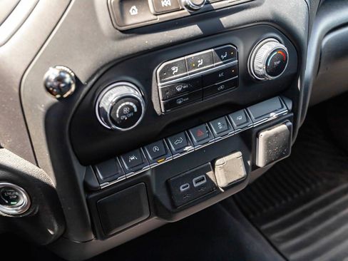 Used 2024 Chevrolet Silverado 1500 Custom RWD image 17