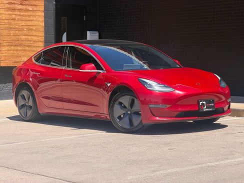 Used 2018 Tesla Model 3 Long Range RWD image 7