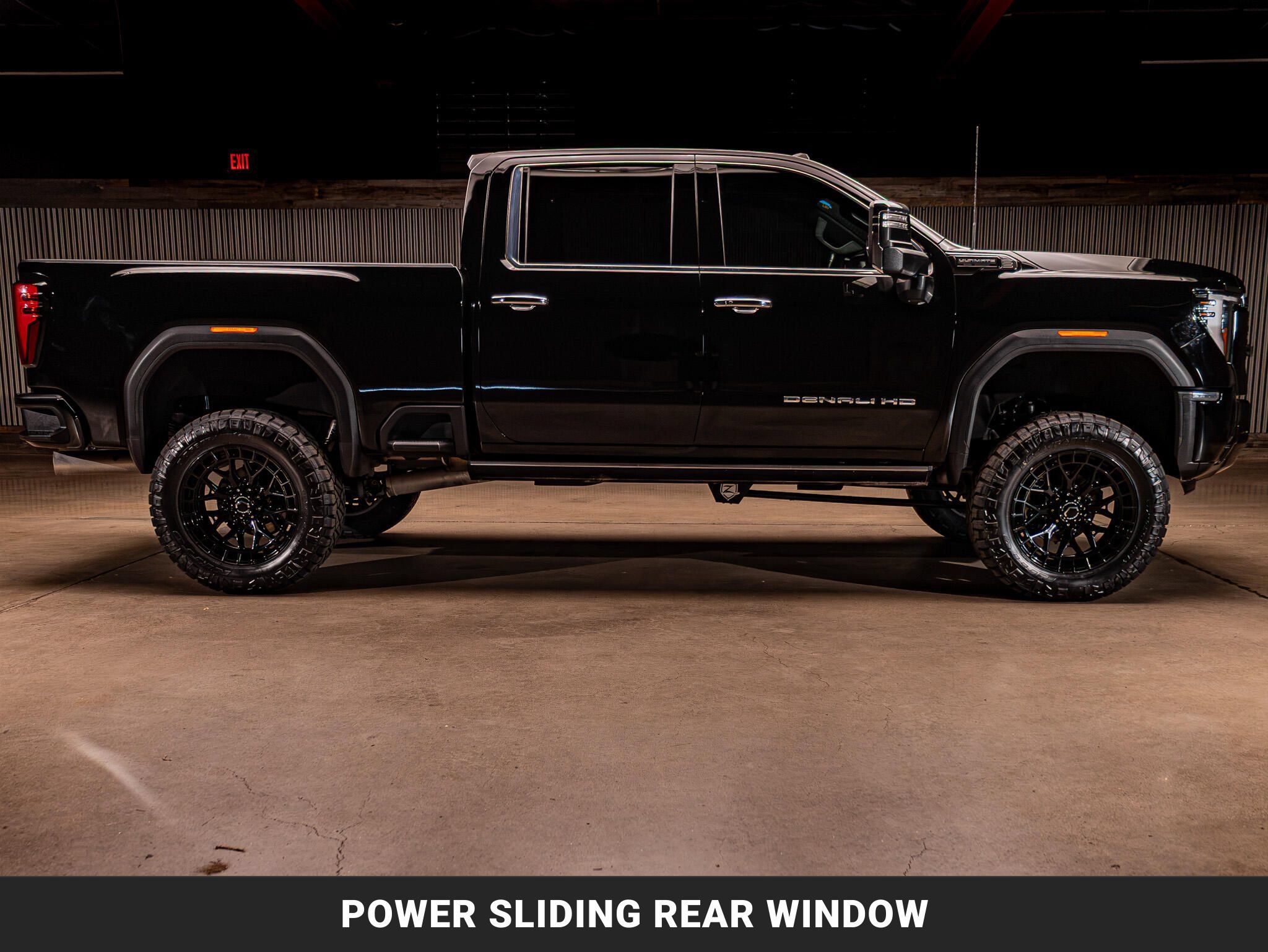 Used 2025 GMC Sierra 2500 Denali Ultimate w/ Max Trailering Package AWD/4WD image 10