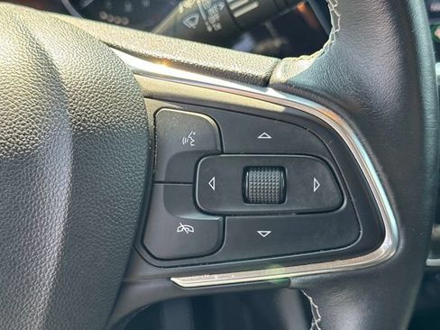 Used 2021 Buick Encore GX Select w/ Sport Touring Package AWD/4WD image 26