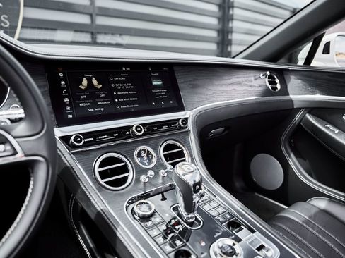 Used 2020 Bentley Continental GT AWD/4WD image 53