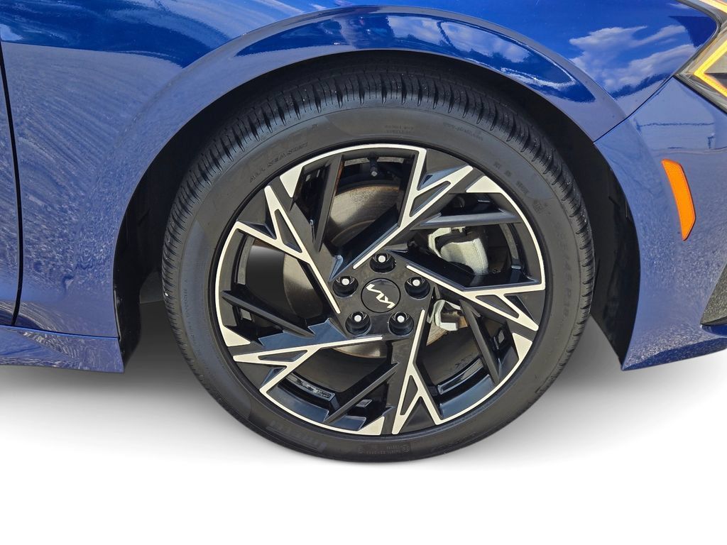 Certified 2025 Kia K5 GT-Line w/ GT-Line Premium Package FWD image 6