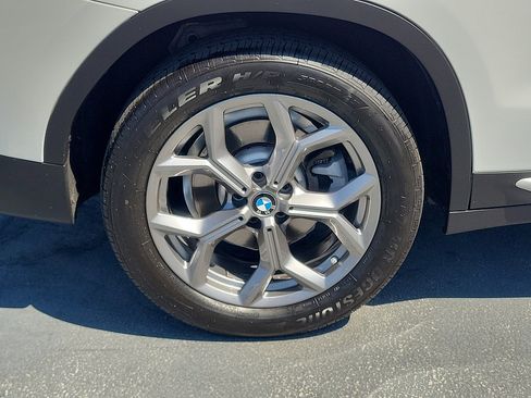 Used 2023 BMW X3 xDrive30i w/ Premium Package AWD/4WD image 6