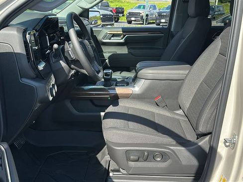 New 2026 Chevrolet Silverado 1500 RST w/ Safety Package AWD/4WD image 16