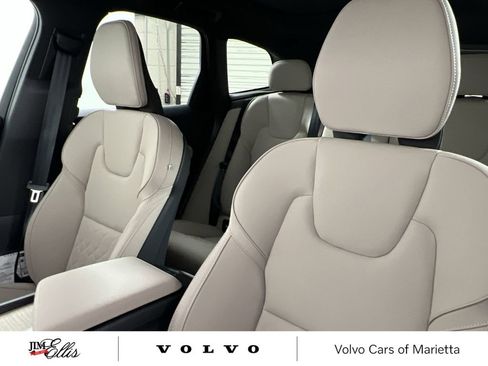 Used 2026 Volvo XC60 B5 Core w/ Climate Package image 12