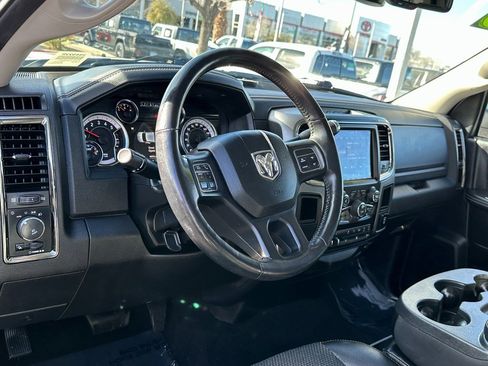 Used 2018 RAM 2500 Big Horn w/ Sport Appearance Group image 21