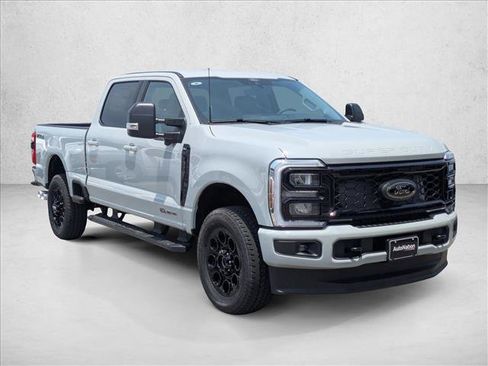New 2026 Ford F250 XLT w/ XLT Premium Package AWD/4WD image 6