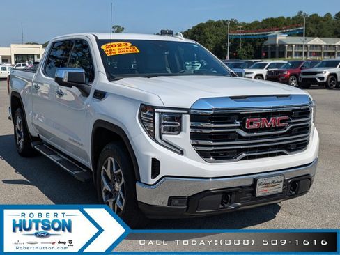 Used 2023 GMC Sierra 1500 SLT image 4