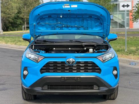 Used 2019 Toyota RAV4 XLE Premium w/ All Weather Liner Package AWD/4WD image 40