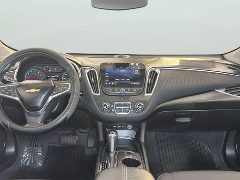 Used 2019 Chevrolet Malibu LT w/ Driver Confidence Package image 14