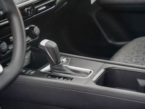 New 2026 Nissan Kicks SV image 23