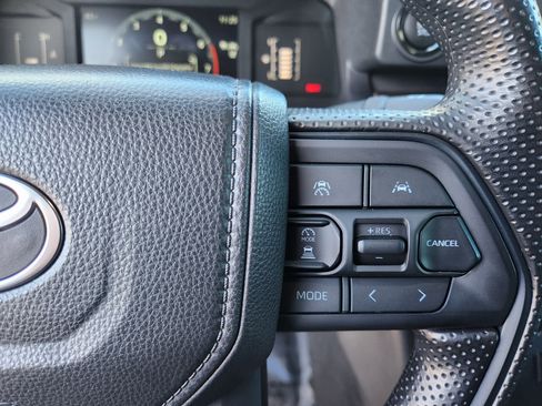 Certified 2024 Toyota Tacoma SR5 image 18