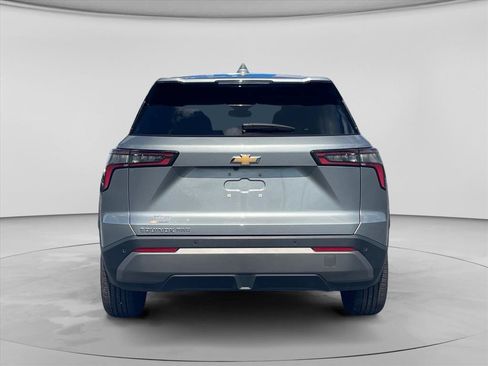 Used 2026 Chevrolet Equinox LT w/ LPO, Floor Liner Package AWD/4WD image 6