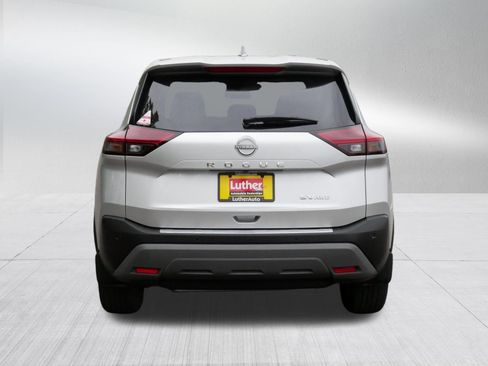 Used 2023 Nissan Rogue SV AWD/4WD image 6