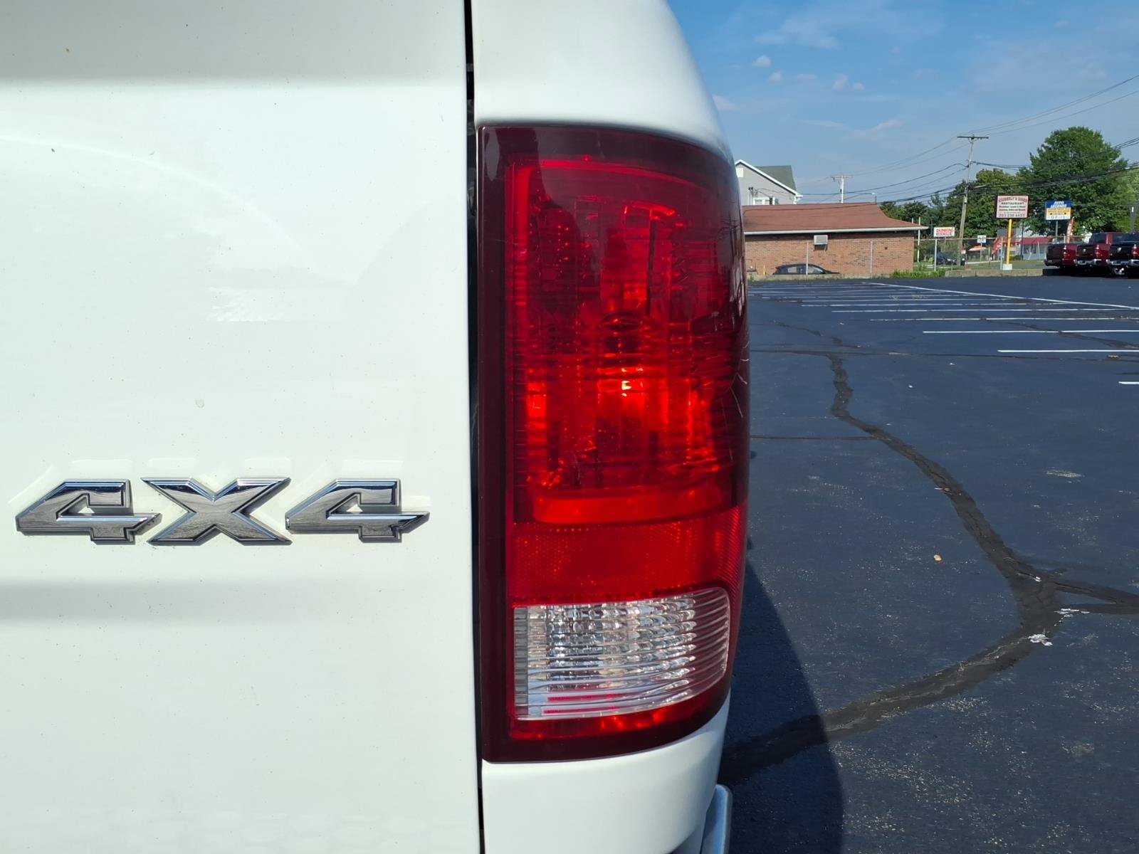 Used 2019 RAM 1500 Big Horn AWD/4WD image 11