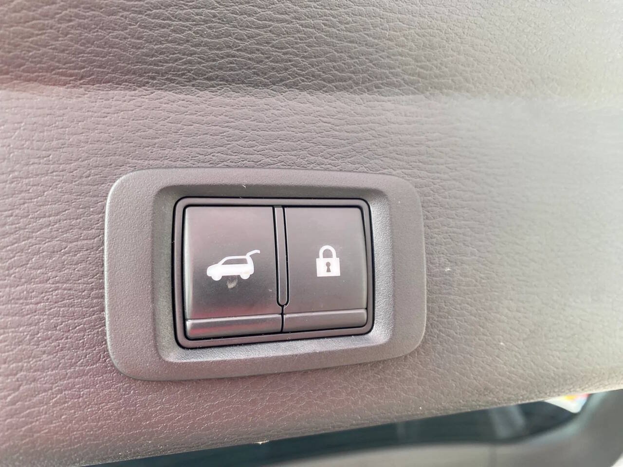 Used 2022 Mitsubishi Outlander SE AWD/4WD image 26