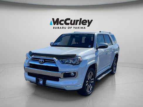 Used 2020 Toyota 4Runner Limited AWD/4WD image 2