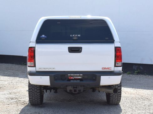 Used 2014 GMC Sierra 2500 Denali AWD/4WD image 6