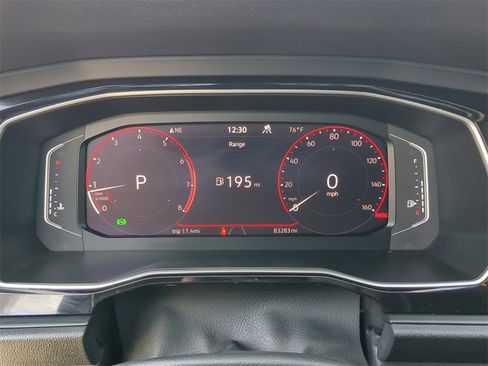 Used 2021 Volkswagen Jetta GLI Autobahn image 31