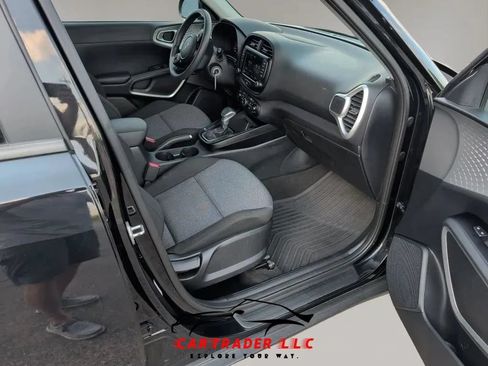 Used 2022 Kia Soul LX w/ Technology Package FWD image 26