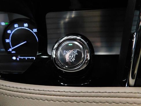 Used 2021 Lincoln Corsair FWD w/ Equipment Group 101A image 29