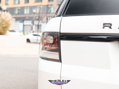 Used 2017 Land Rover Range Rover Sport SVR image 48