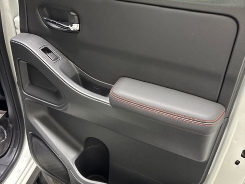 Used 2024 Nissan Frontier PRO-4X w/ Pro Convenience Package image 27