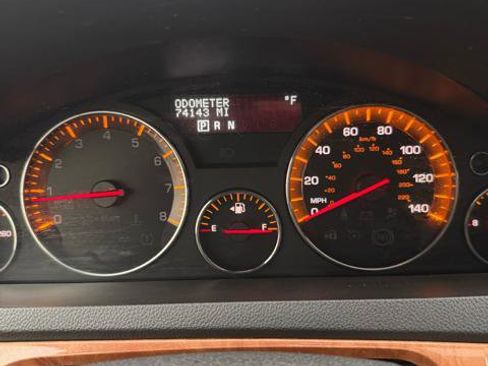 Used 2008 Saturn Outlook XR w/ Premium Trim Package image 10