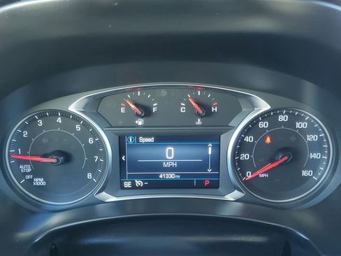 Used 2024 GMC Terrain SLE image 16