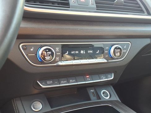 Used 2024 Audi Q5 2.0T Premium Plus AWD/4WD image 19