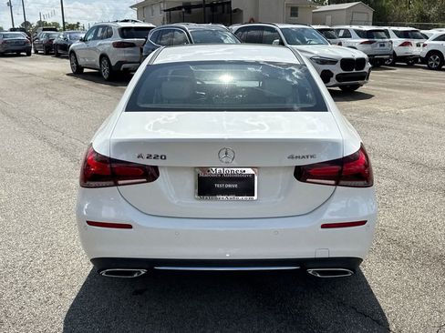 Used 2021 Mercedes-Benz A 220 4MATIC image 6