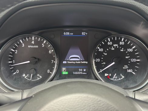 Used 2019 Nissan Rogue SL w/ Premium Package FWD image 18