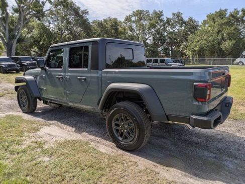 New 2026 Jeep Gladiator Sport AWD/4WD image 5