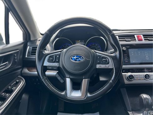 Used 2016 Subaru Outback 3.6R Limited AWD/4WD image 18