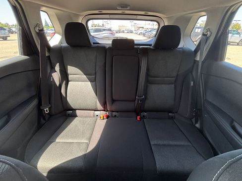 Used 2025 Nissan Rogue SV FWD image 40