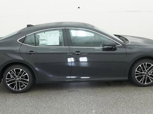 New 2026 Toyota Camry Hybrid AWD/4WD image 28
