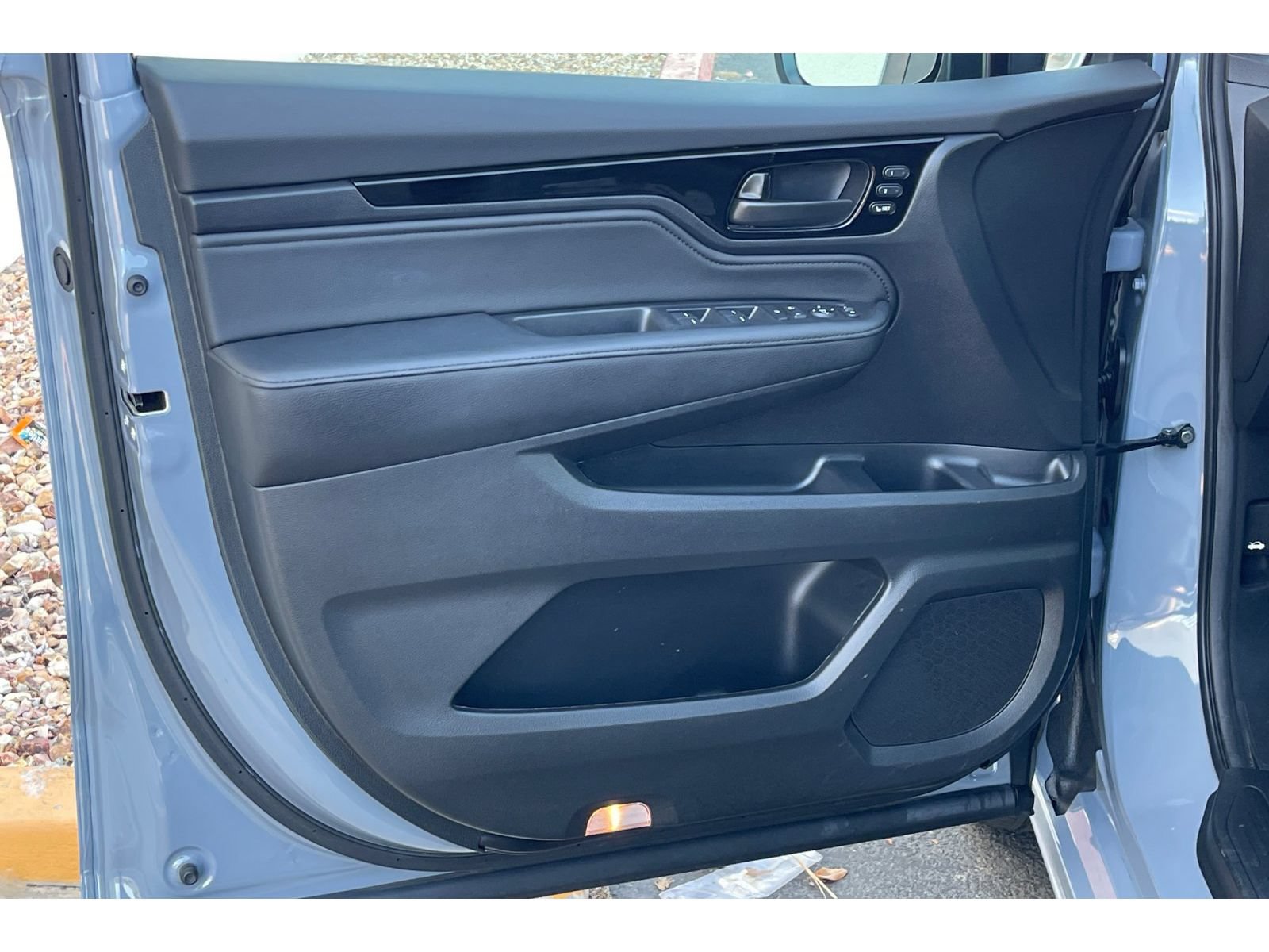 Certified 2025 Honda Odyssey Touring image 11