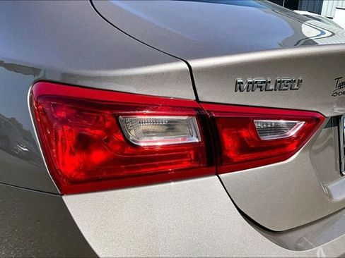 Used 2025 Chevrolet Malibu LT FWD image 22