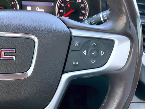 Certified 2021 GMC Acadia SLT image 24