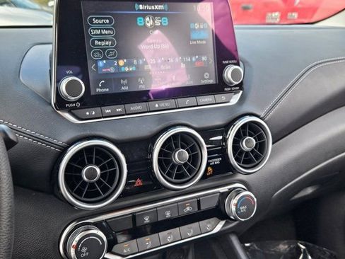 Used 2025 Nissan Sentra SV image 17