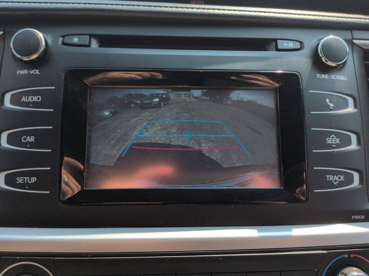 Used 2015 Toyota Highlander LE FWD image 24