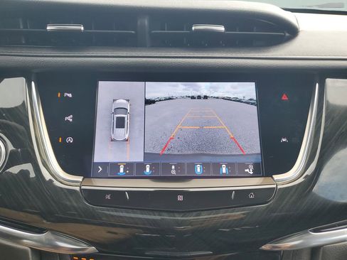 Used 2020 Cadillac XT6 Premium Luxury AWD/4WD image 18