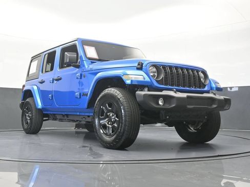 Used 2024 Jeep Wrangler Unlimited Sport AWD/4WD image 57